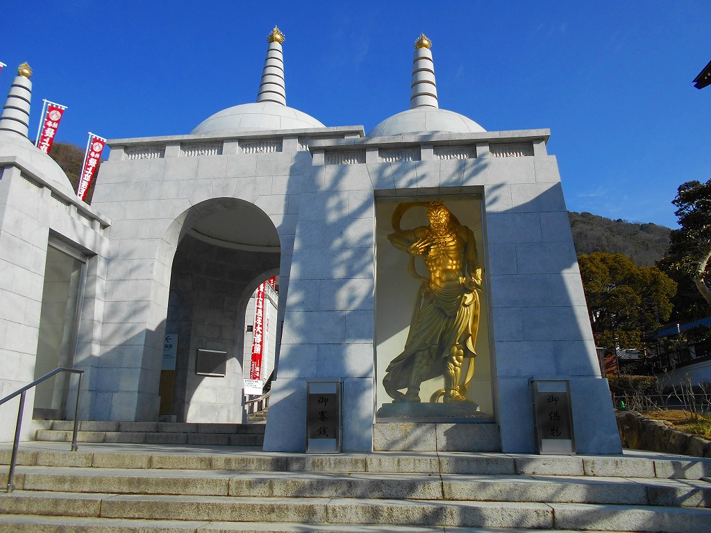 最上稲荷・吉備津神社・吉備津彦神社 岡山プチ旅行 | 滋賀県の看板・LED看板の製作・施工・設置 ｜ 川端美術企画